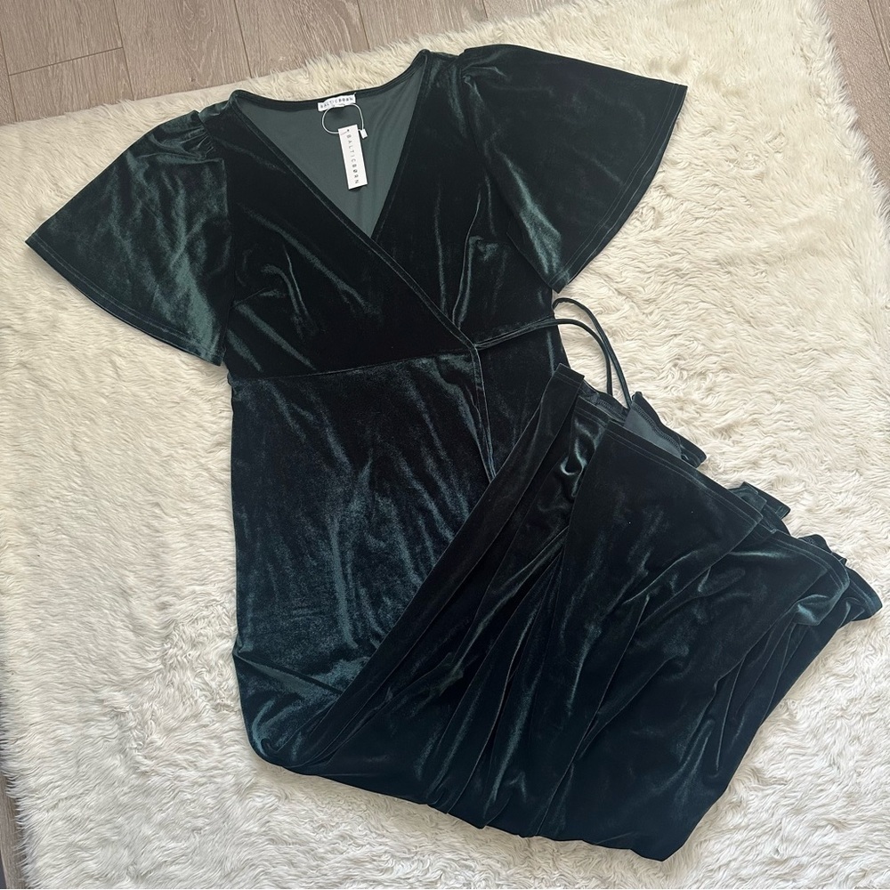 Baltic Born Dress Velvet Wrap Maxi Short Sleeve Waist Tie Green Sz XL NWT New